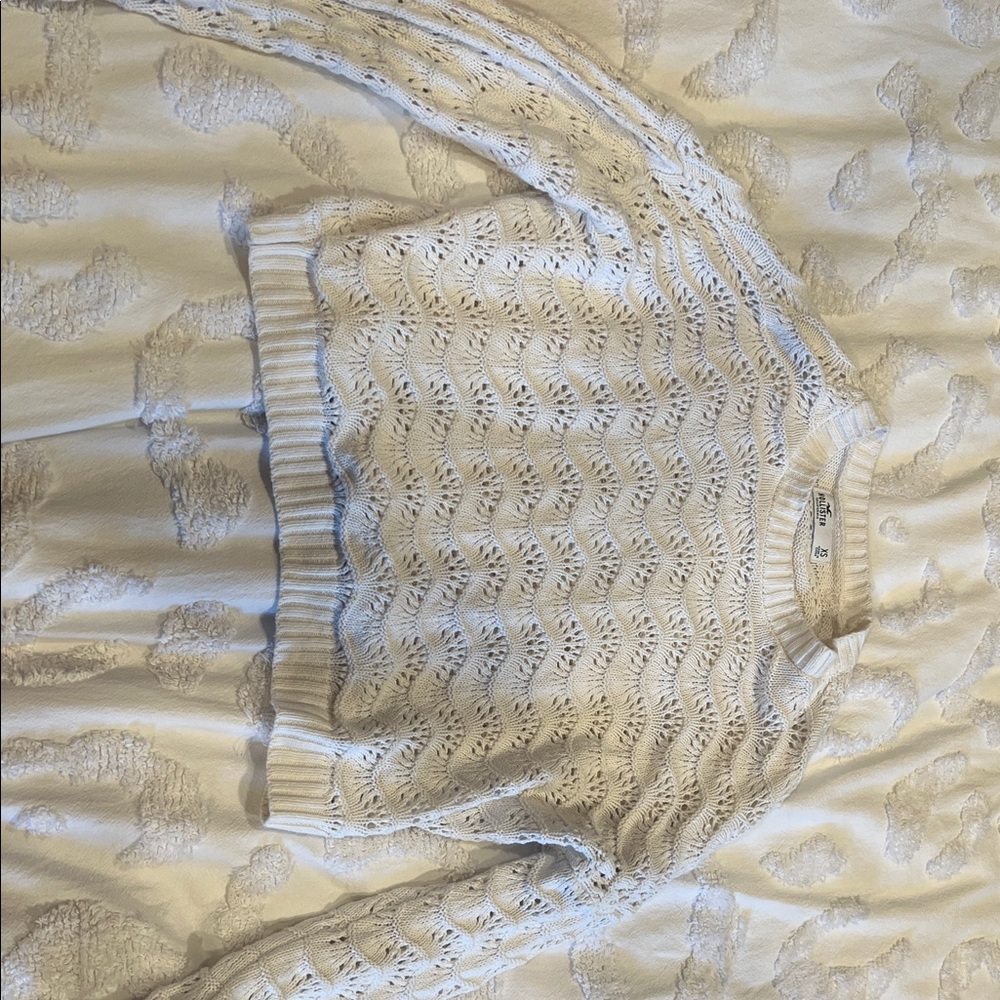 Hollister Cream Knit Women's Sweater